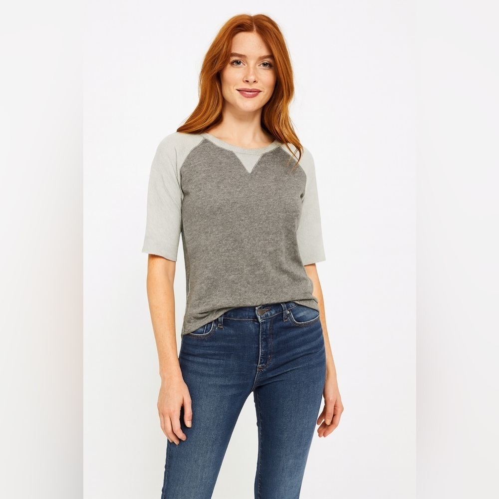 Converse Womens XS Short Sleeve Top